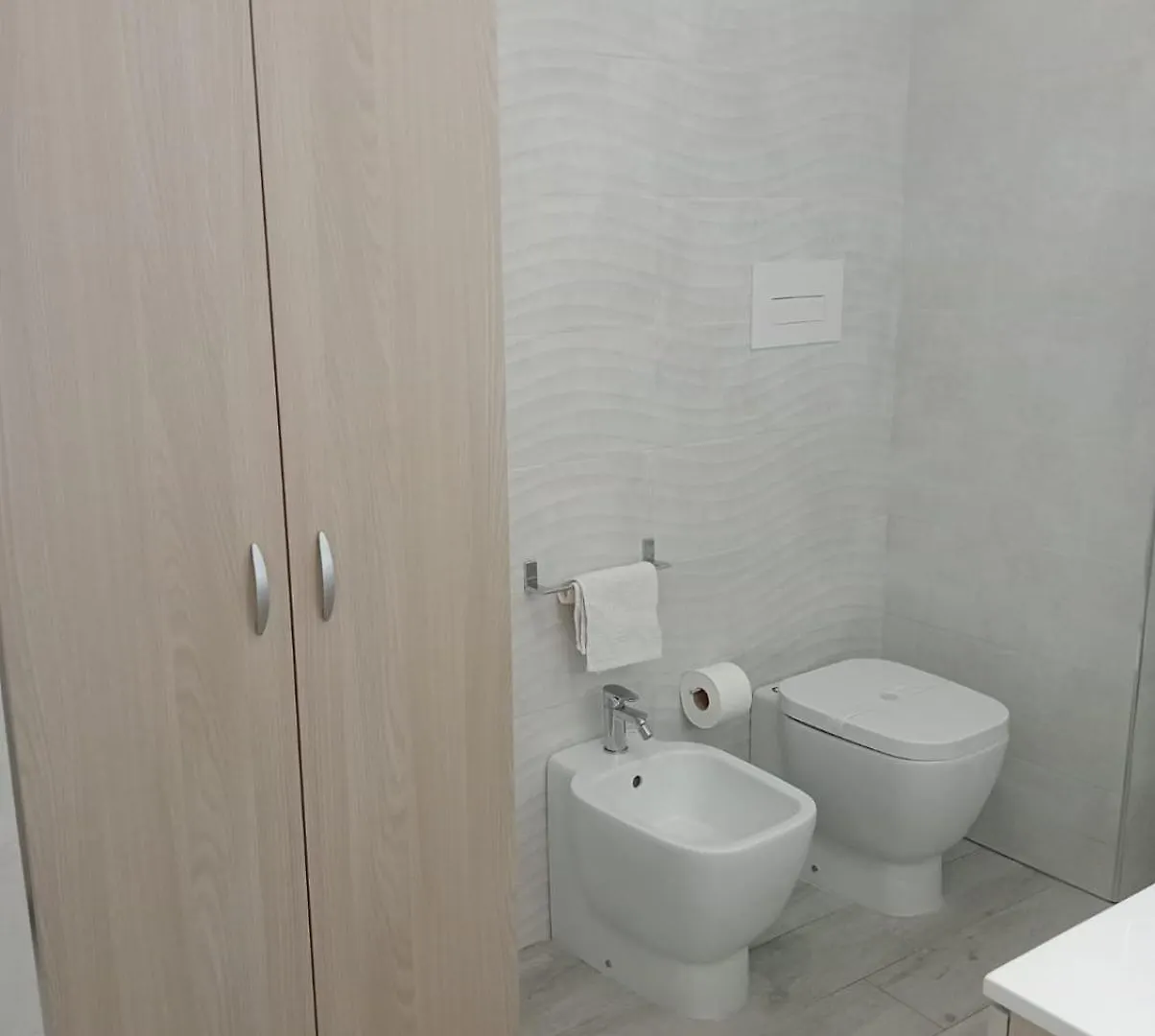 Appartamento Moderno In Centro Citta Sant'Agata di Militello Italy